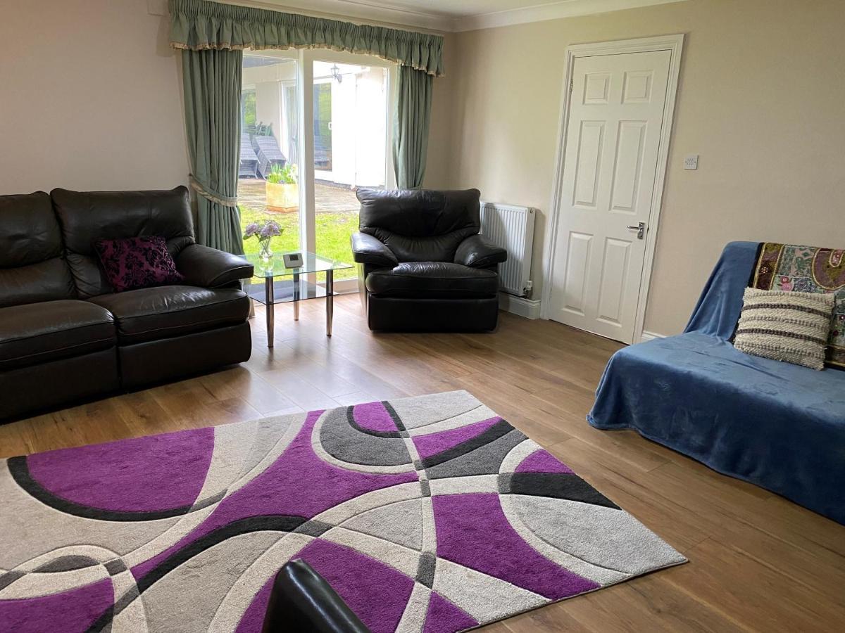 Chase Bungalow Billericay Buitenkant foto