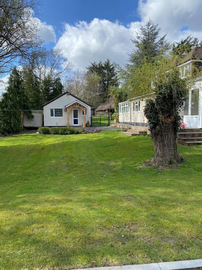 Chase Bungalow Billericay Buitenkant foto