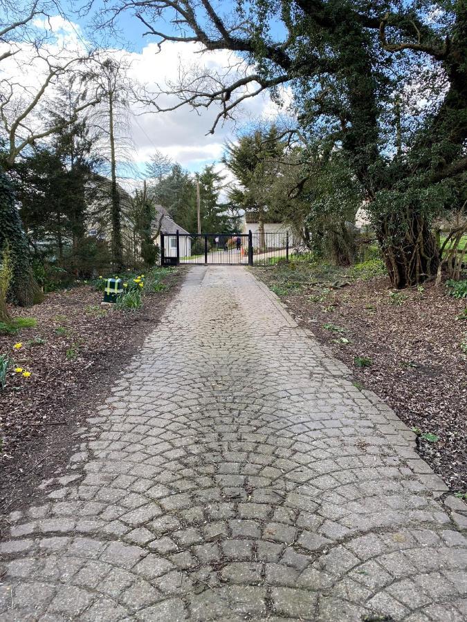 Chase Bungalow Billericay Buitenkant foto